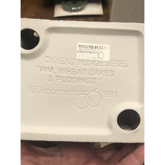 Dept 56 Wm Wheat Cakes Puddings Dickens Village 5808-4 In box 1993 - Picture 7 of 7